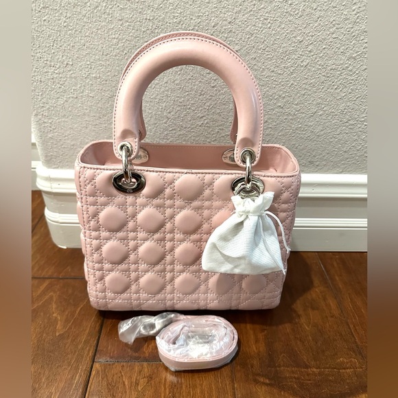 PINK quilted Handles bag! 🌸 - Picture 8 of 8